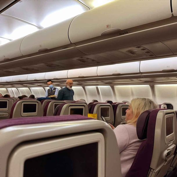 Disturbance on Malaysia Airlines: Man's Threat to Explode Plane Forces Return to Sydney