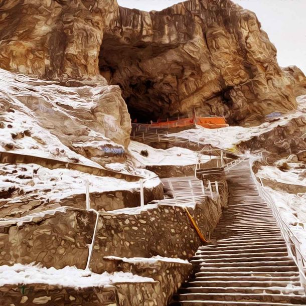 Amarnath Yatra | First batch of pilgrims begins journey towards cave shrine from Baltal base camp